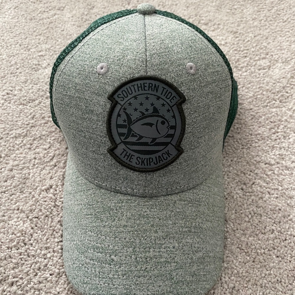 Southern Tide Skipjack Meshback Trucker Hat Cap SnapBack Heathered Green